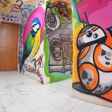 Fiesta Party Hostel - Cancun Exterior photo