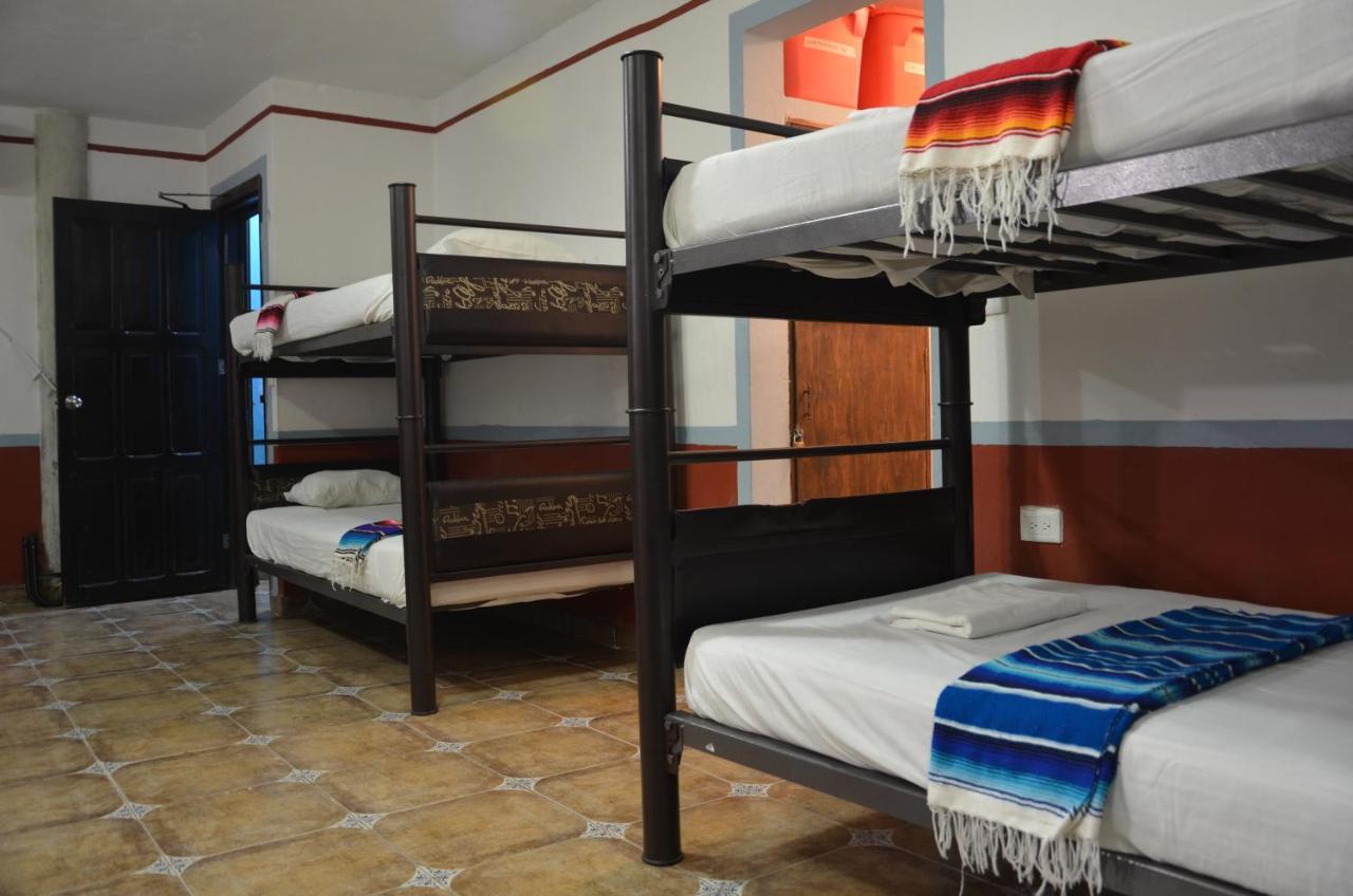 Fiesta Party Hostel - Cancun Exterior photo